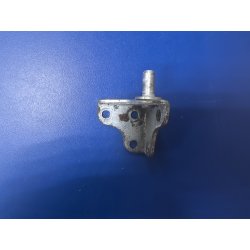 Петля нижняя (нижний кронштейн) двери холодильника Candy CCM 400L 49006162